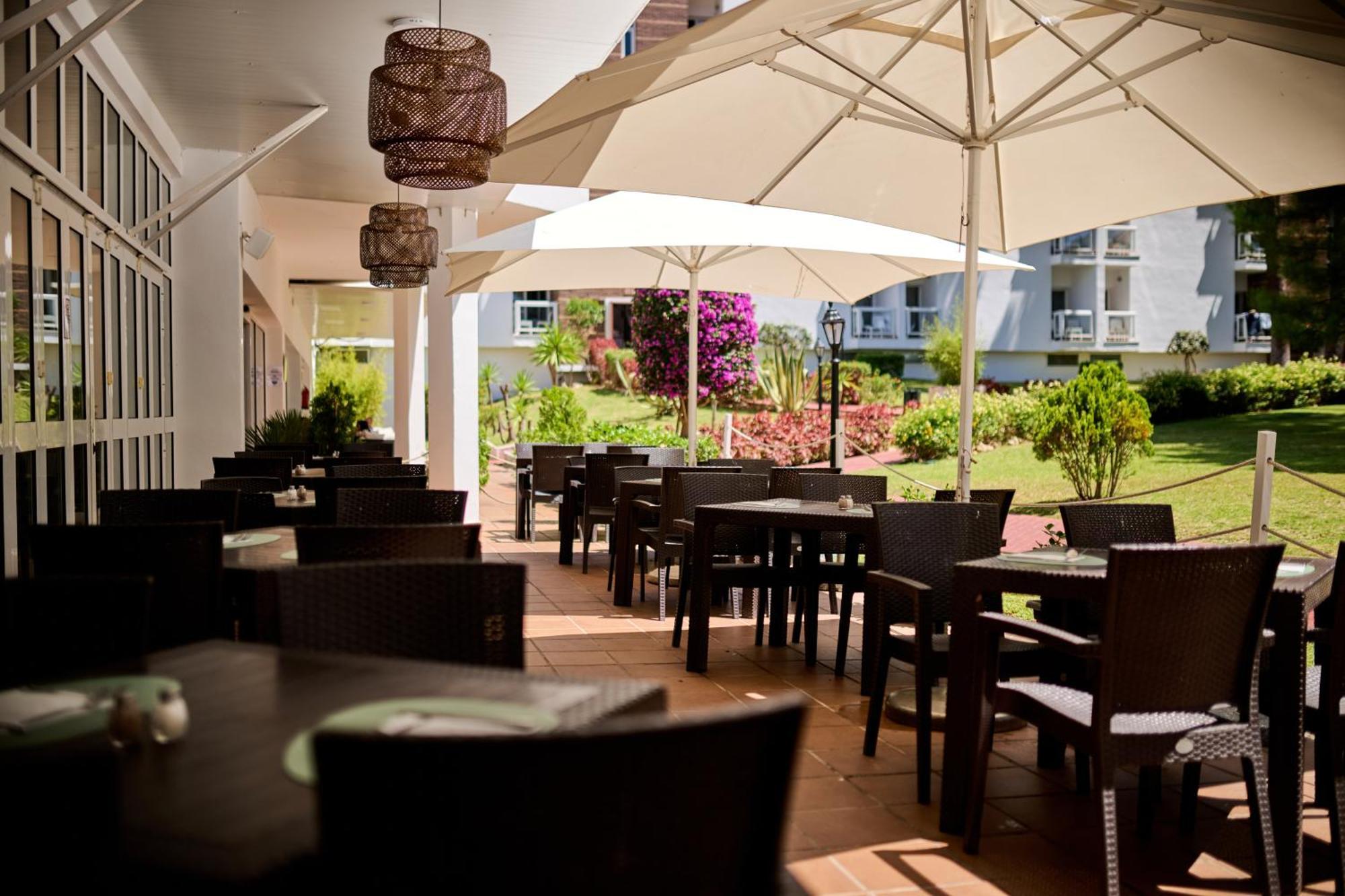 Hotel AluaSun Marbella Park Esterno foto