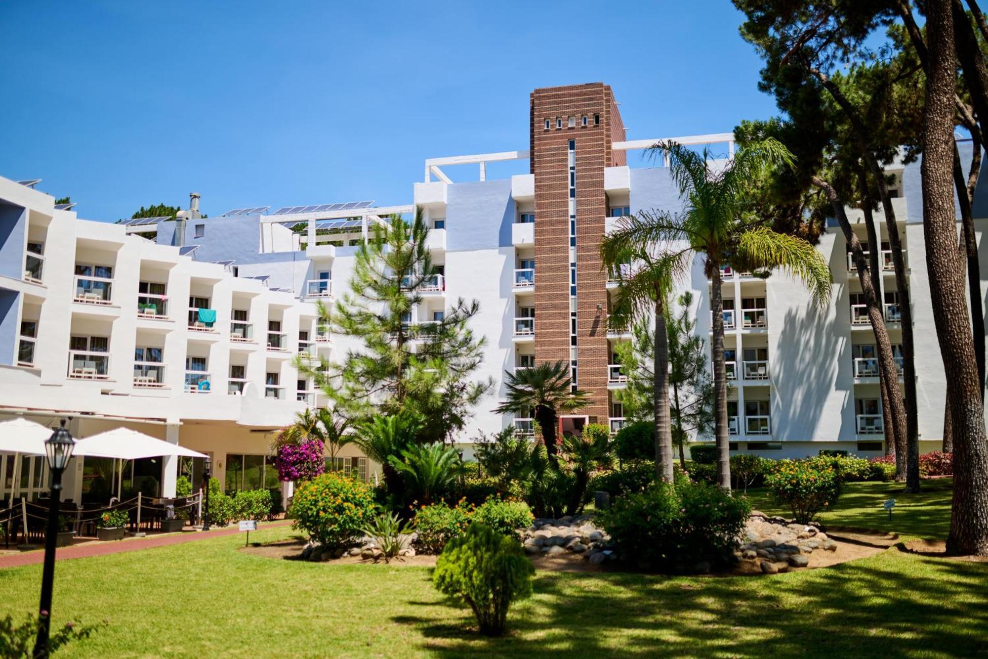 Hotel AluaSun Marbella Park Esterno foto